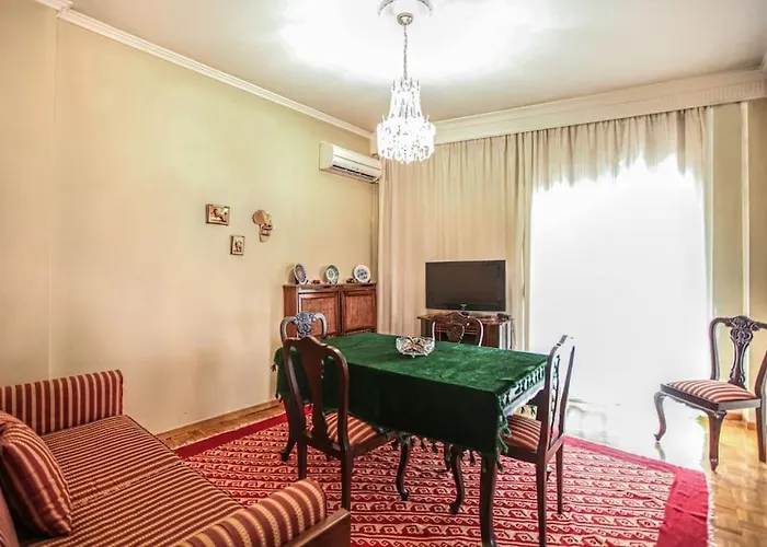 Nicolas Home